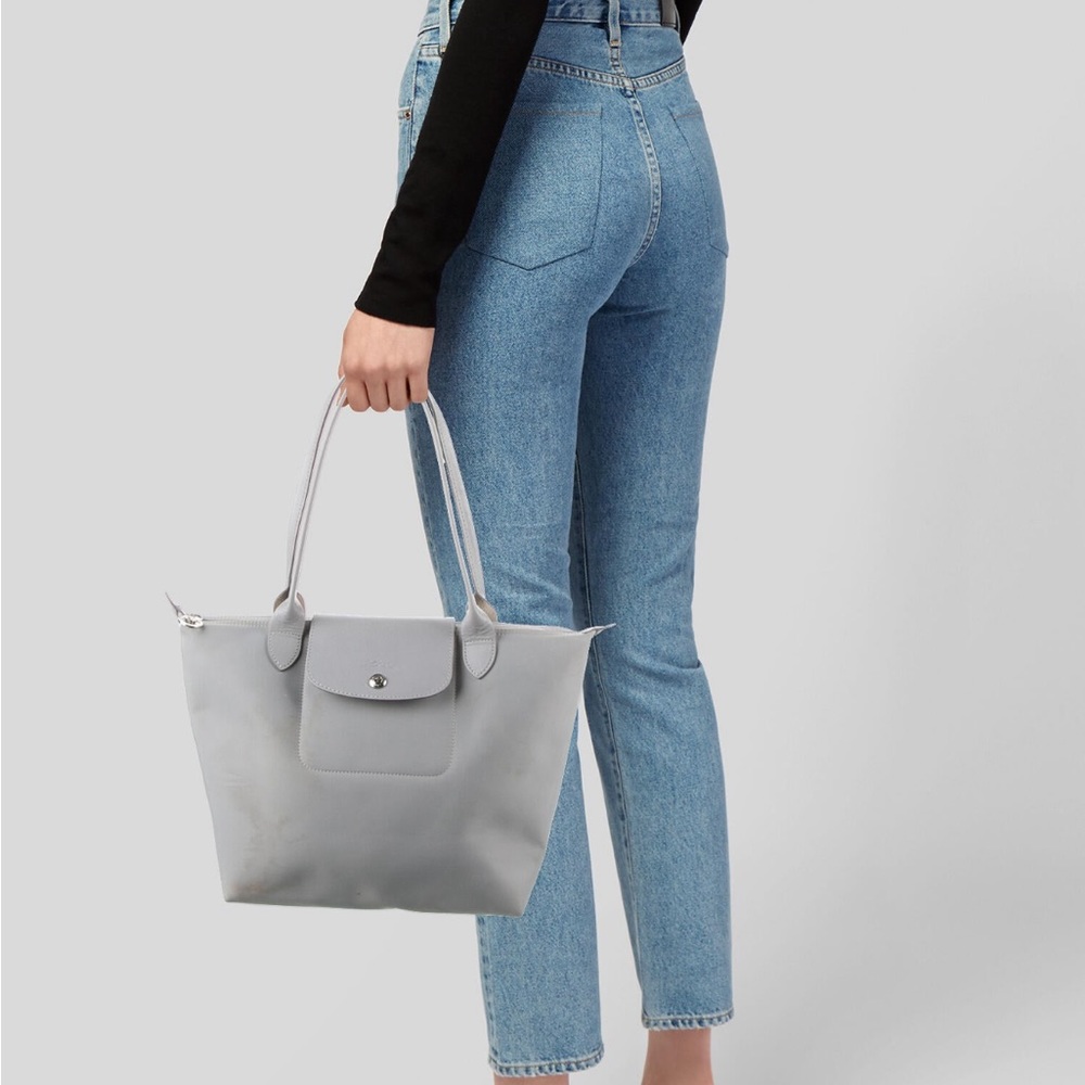 LONGCHAMP
Le Pliage Neo Nylon Tote